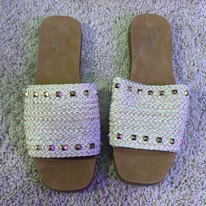 Women’s crown vintage sandals